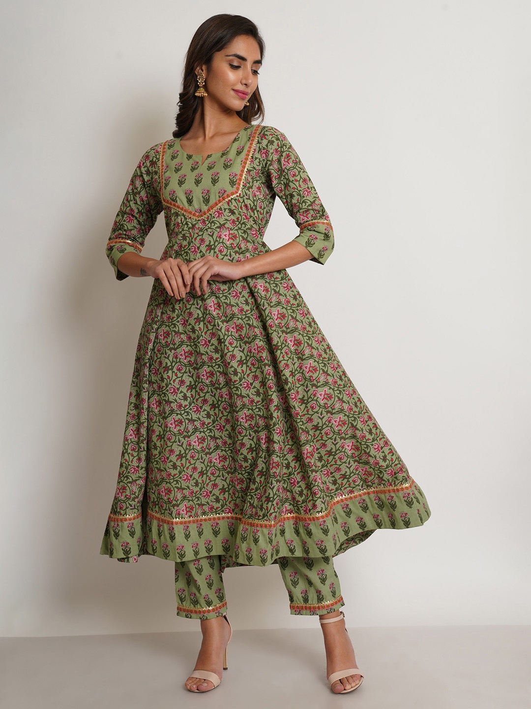 

COTLAND FASHION Floral Printed Gotta Patti Anarkali Pure Cotton Kurta with Trousers, Green