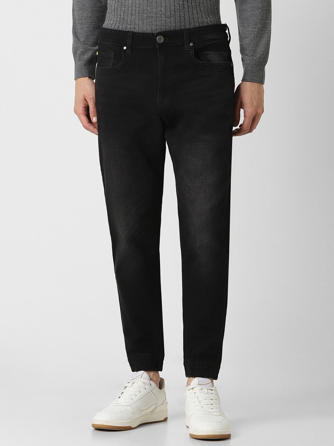 

Peter England Casuals Men Heavy Fade Mid-Rise Clean Look Stretchable Jeans, Black