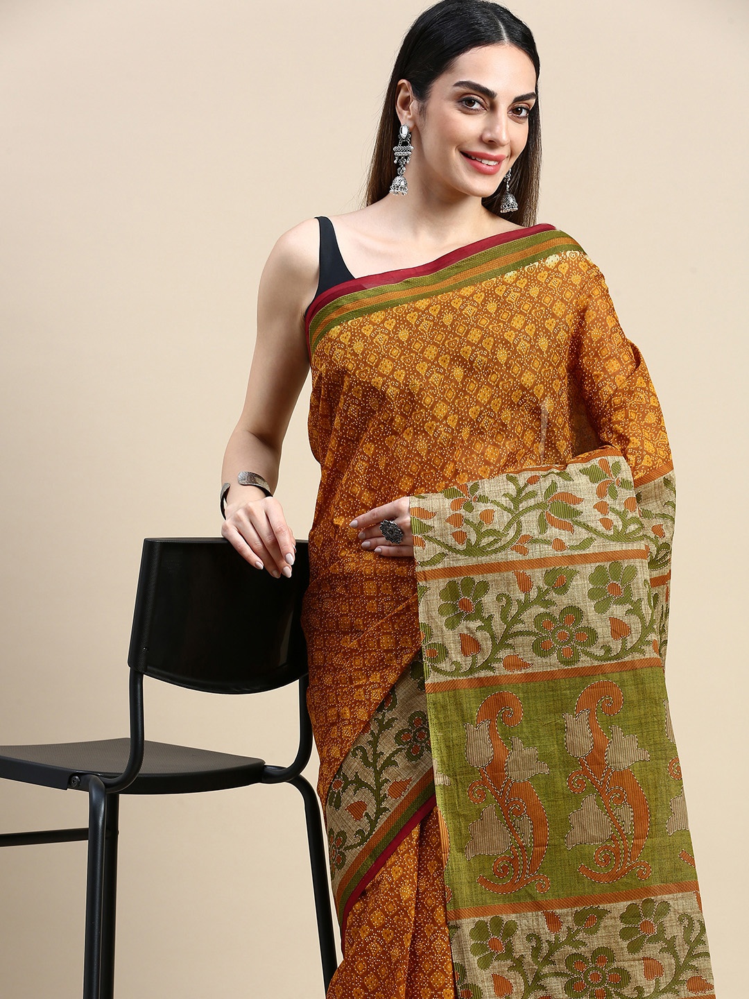 

SHANVIKA Ethnic Motifs Pure Cotton Saree, Rust