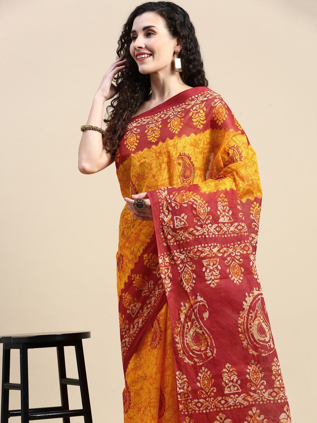 

SHANVIKA Batik Pure Cotton Saree, Yellow