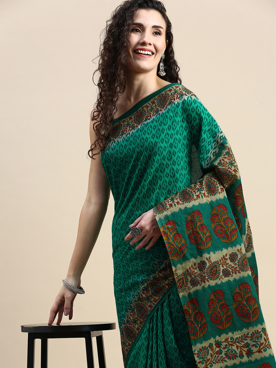 

SHANVIKA Printed Pure Cotton Saree, Green