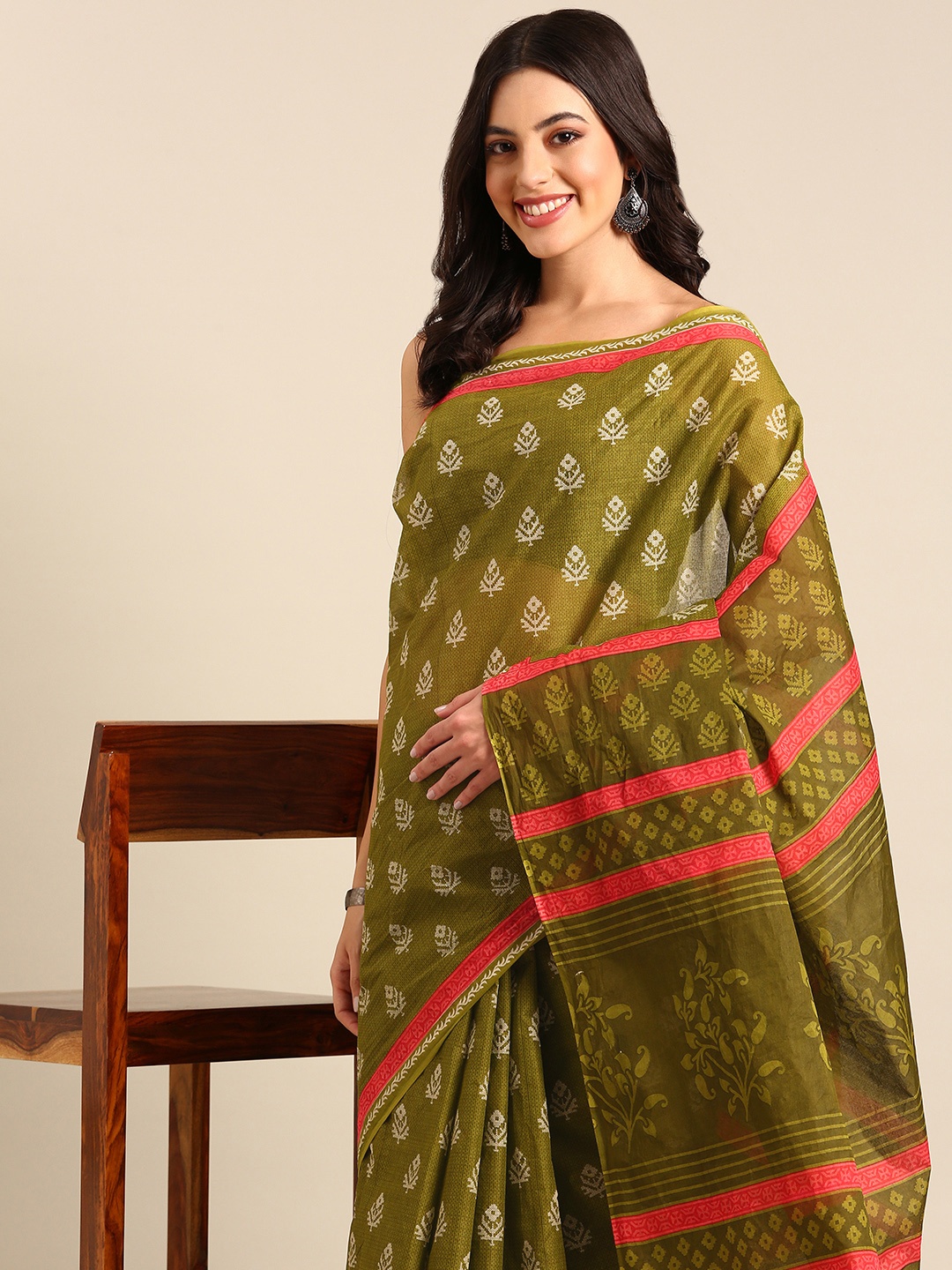 

SHANVIKA Ethnic Motifs Pure Cotton Saree, Olive