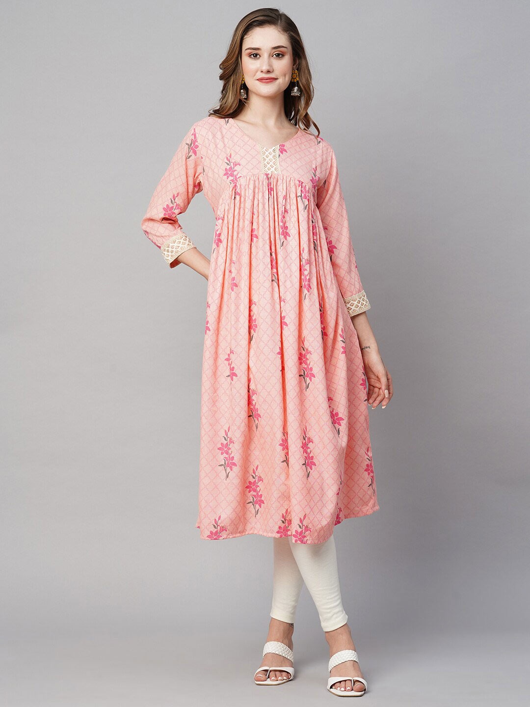 

RATAN Floral Printed V-Neck Pleated A-Line Kurta, Peach