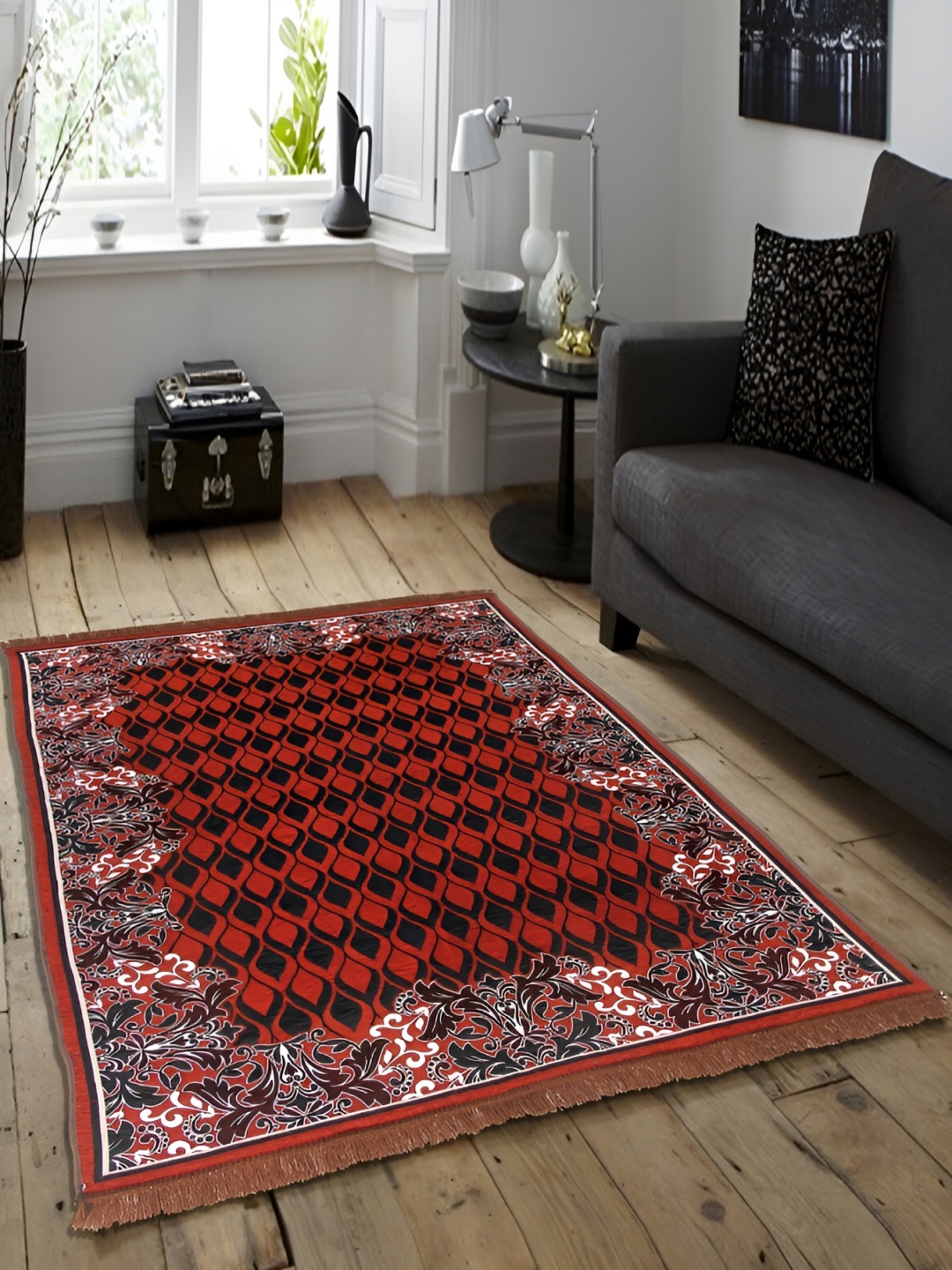 

ZESTURE Black Printed Carpet, Red