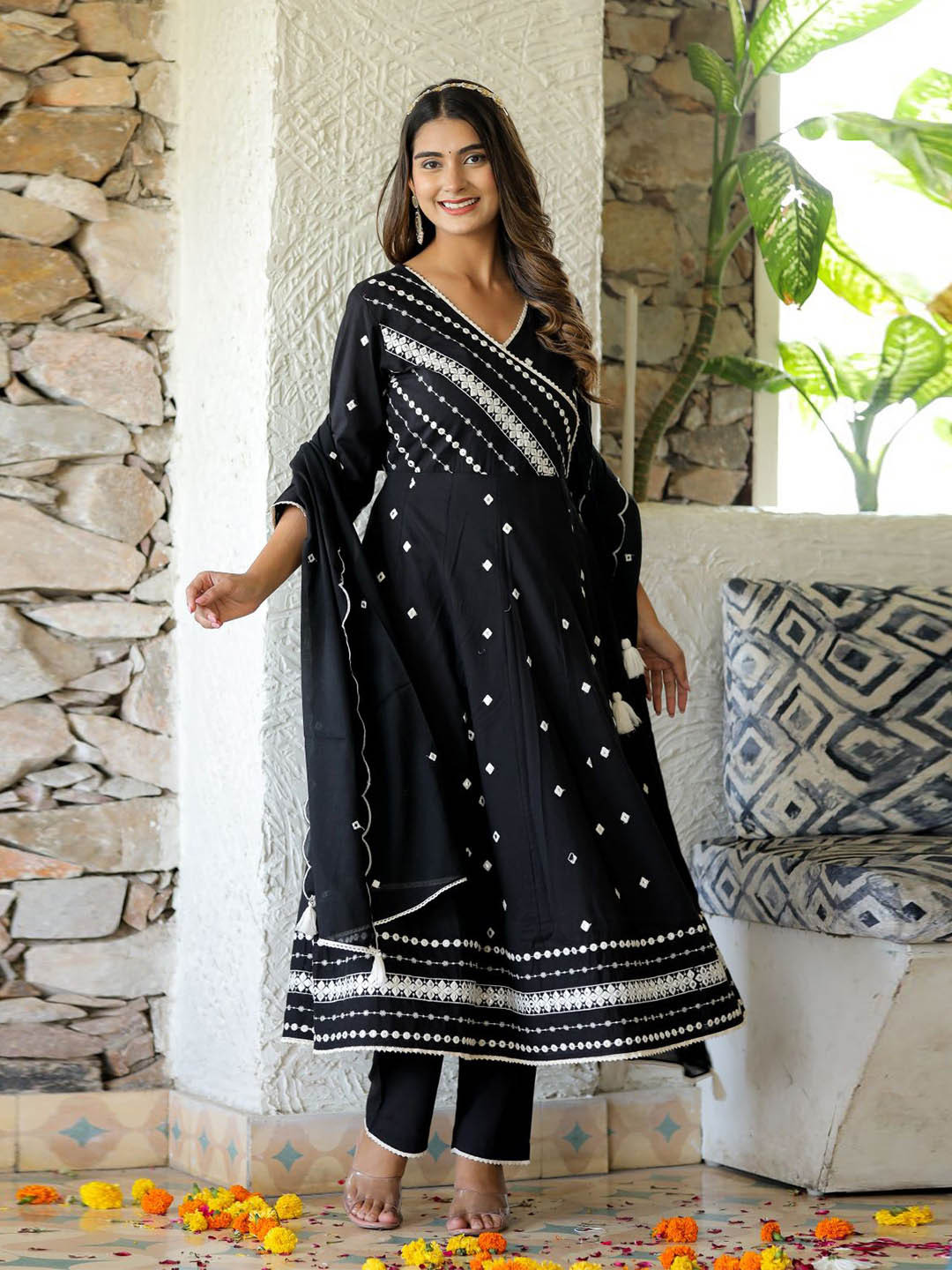 

Chandbaali Ethnic Motifs Embroidered Pure Cotton Anarkali Kurta & Trouser With Dupatta, Black