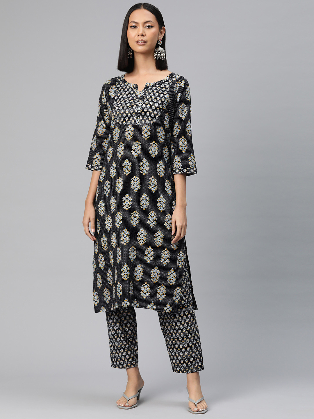 

Readiprint Floral Printed Regular Sequinned Pure Cotton Kurta with Trousers, Black