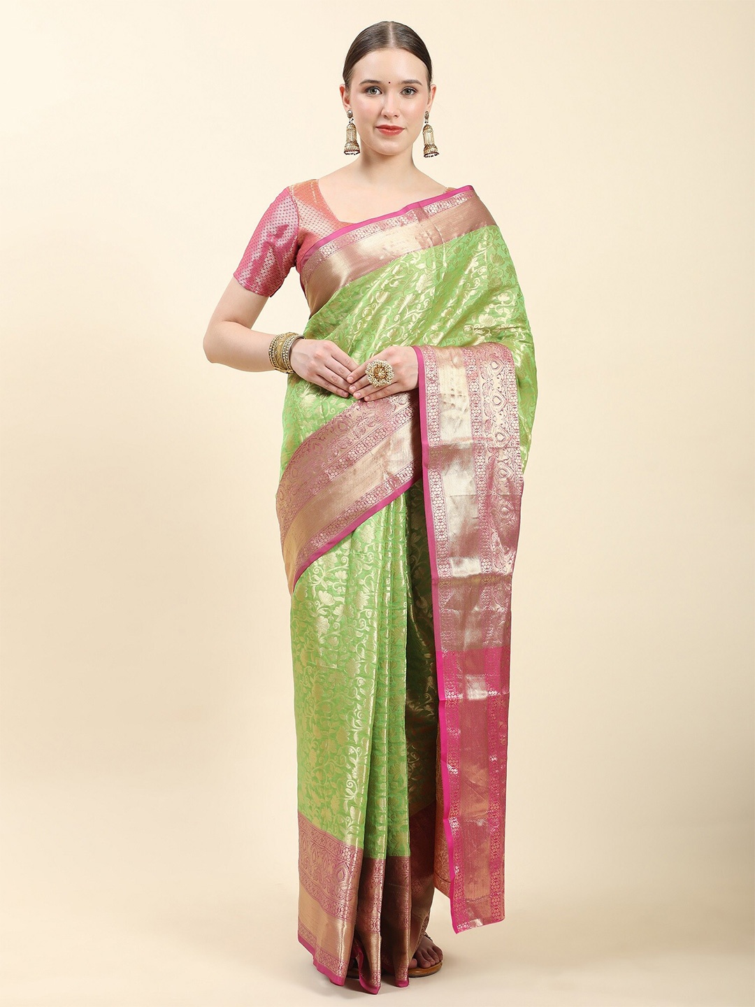 

NOISE Lime Woven Design Zari Pure Silk Kanjeevaram Saree, Lime green