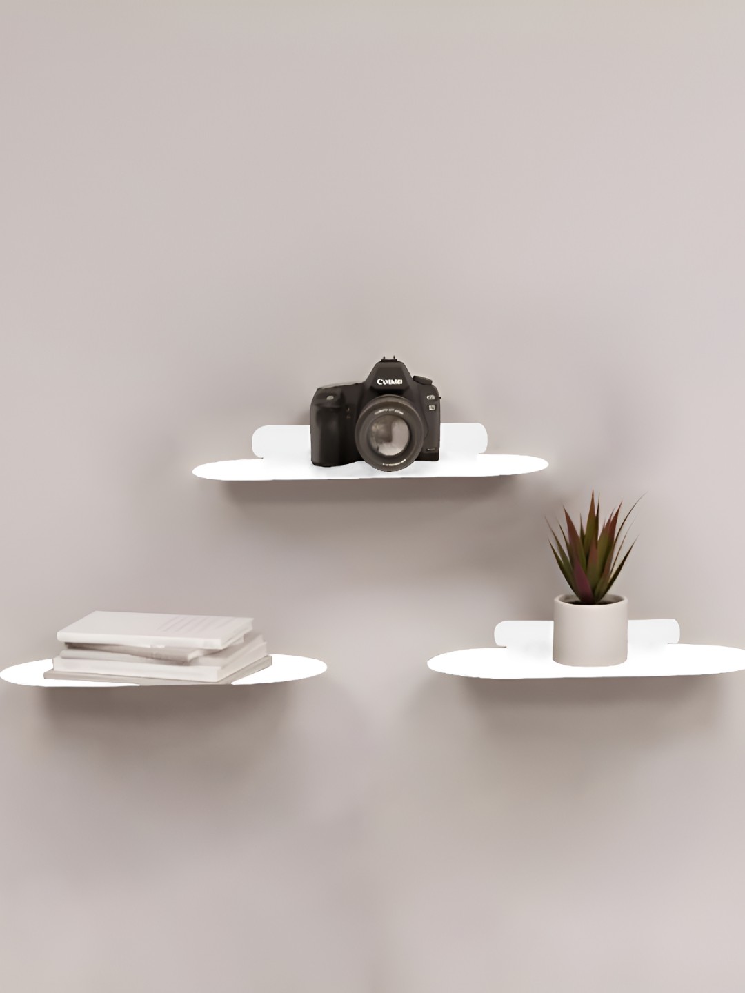 

Spillbox White Metal Basic Wall Shelf