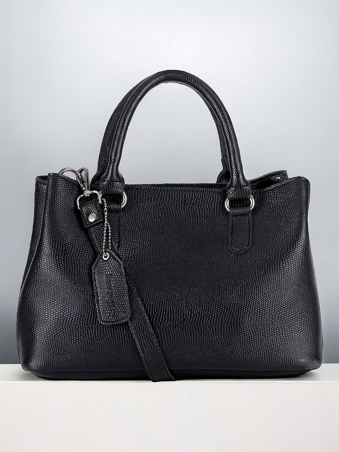

DressBerry Black Textured Oversized Swagger Handheld Bag With Tasselled