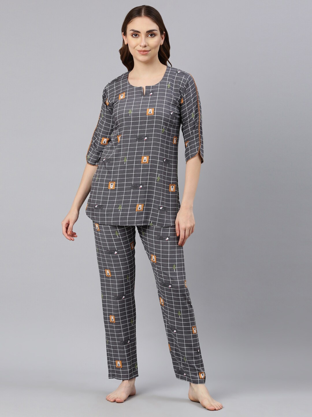 

GOLDSTROMS Checked Top With Trouser, Grey