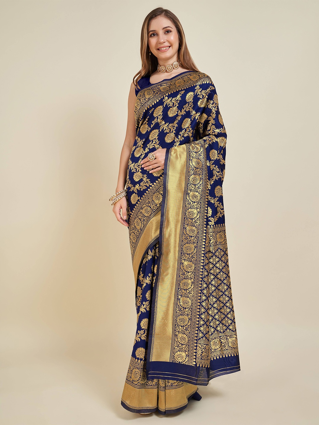 

NIWAA Ethnic Motifs Woven Design Zari Kanjeevaram Saree, Navy blue