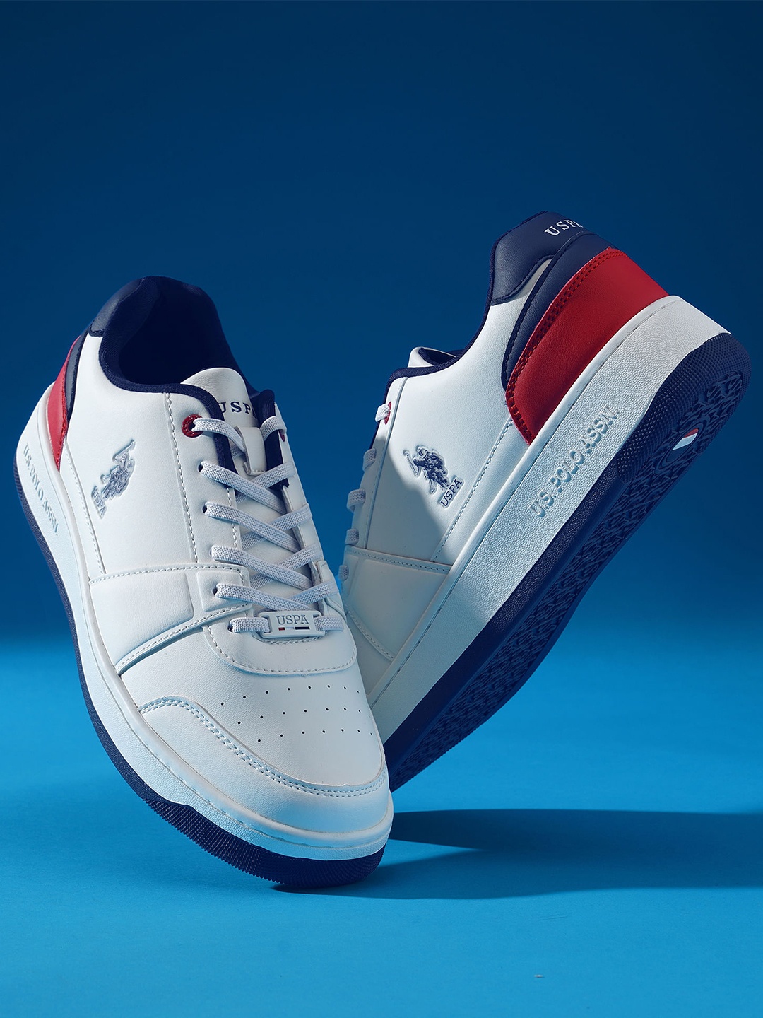 

U.S. Polo Assn. Men Finn 2.0 Retro Court Sneakers, Off white