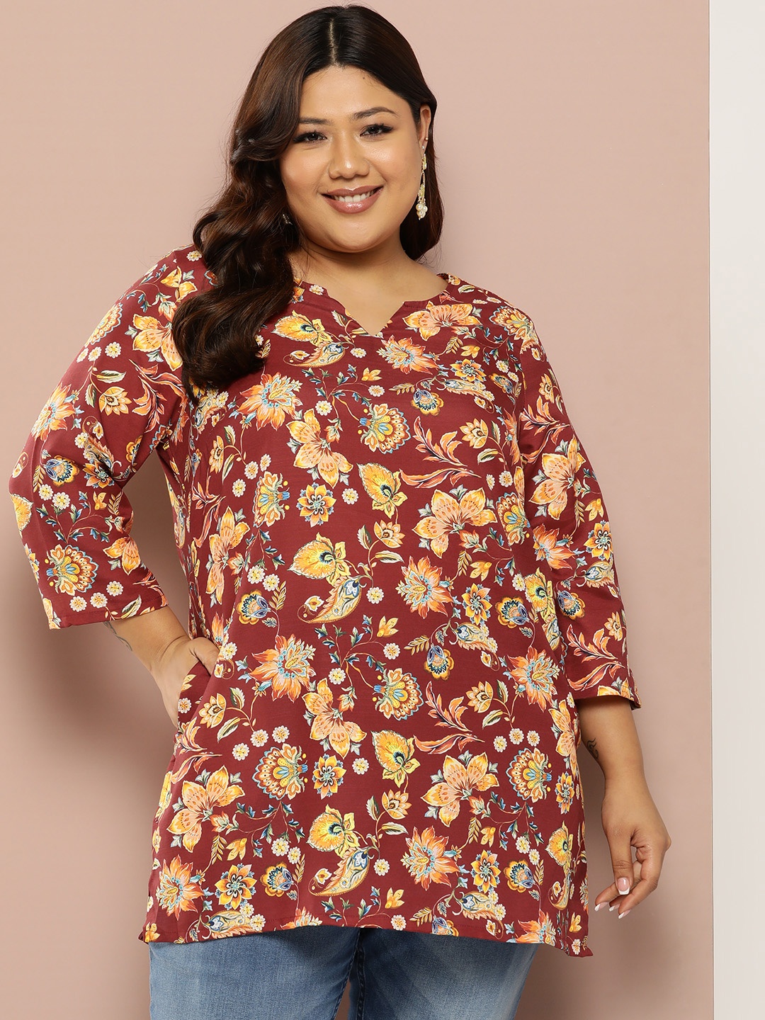 

Sztori Plus Size Floral Print Kurti, Brown