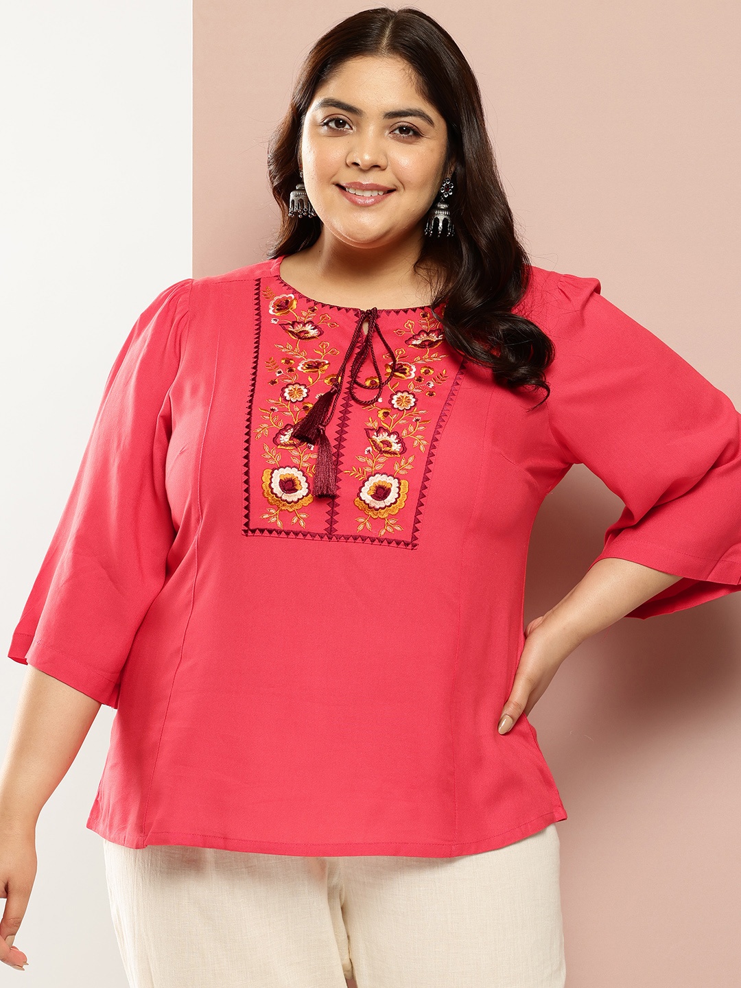 

Sztori Plus Size Embroidered Kurti, Coral