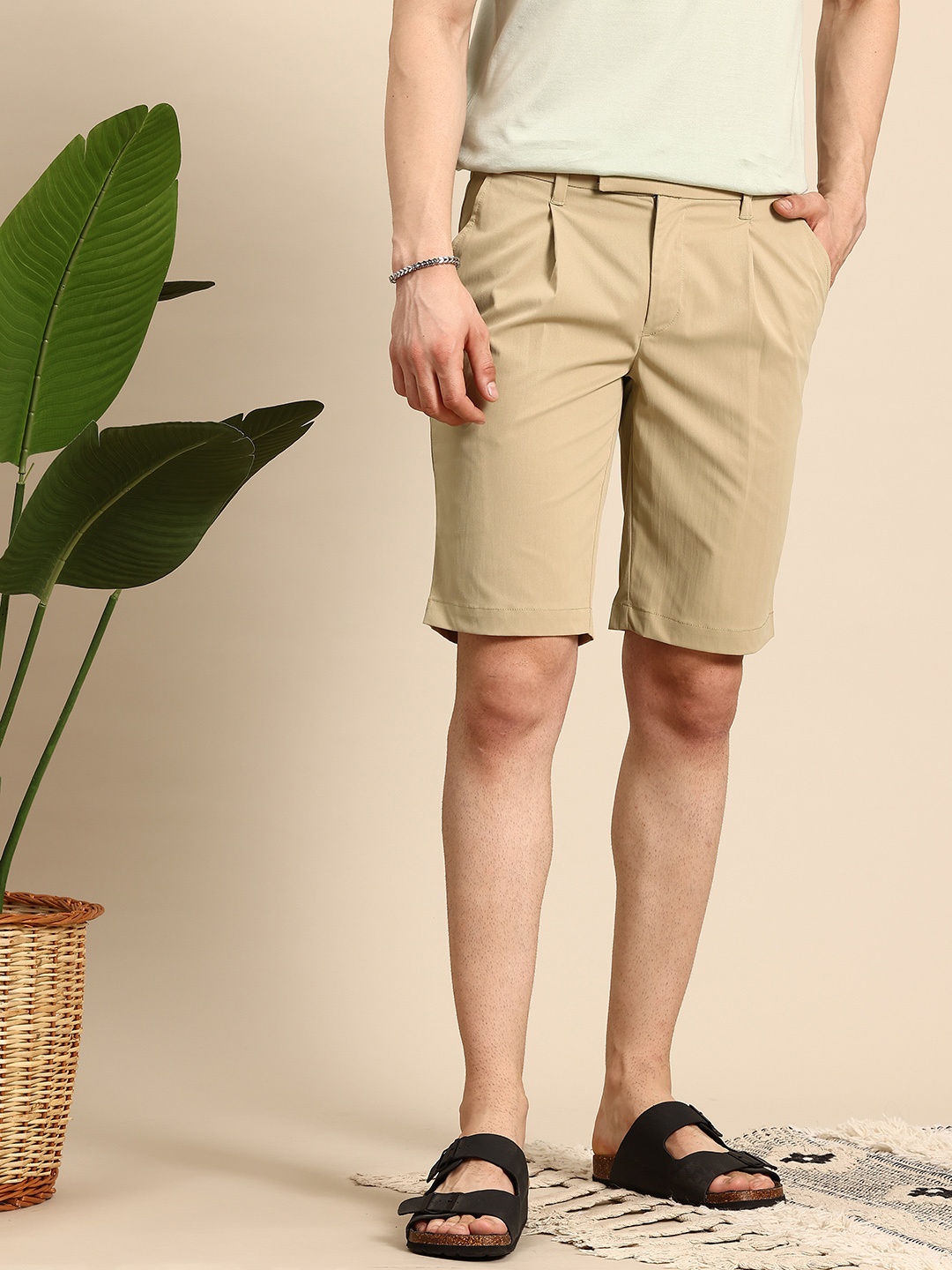 

Mast & Harbour Men Pleated Shorts, Beige