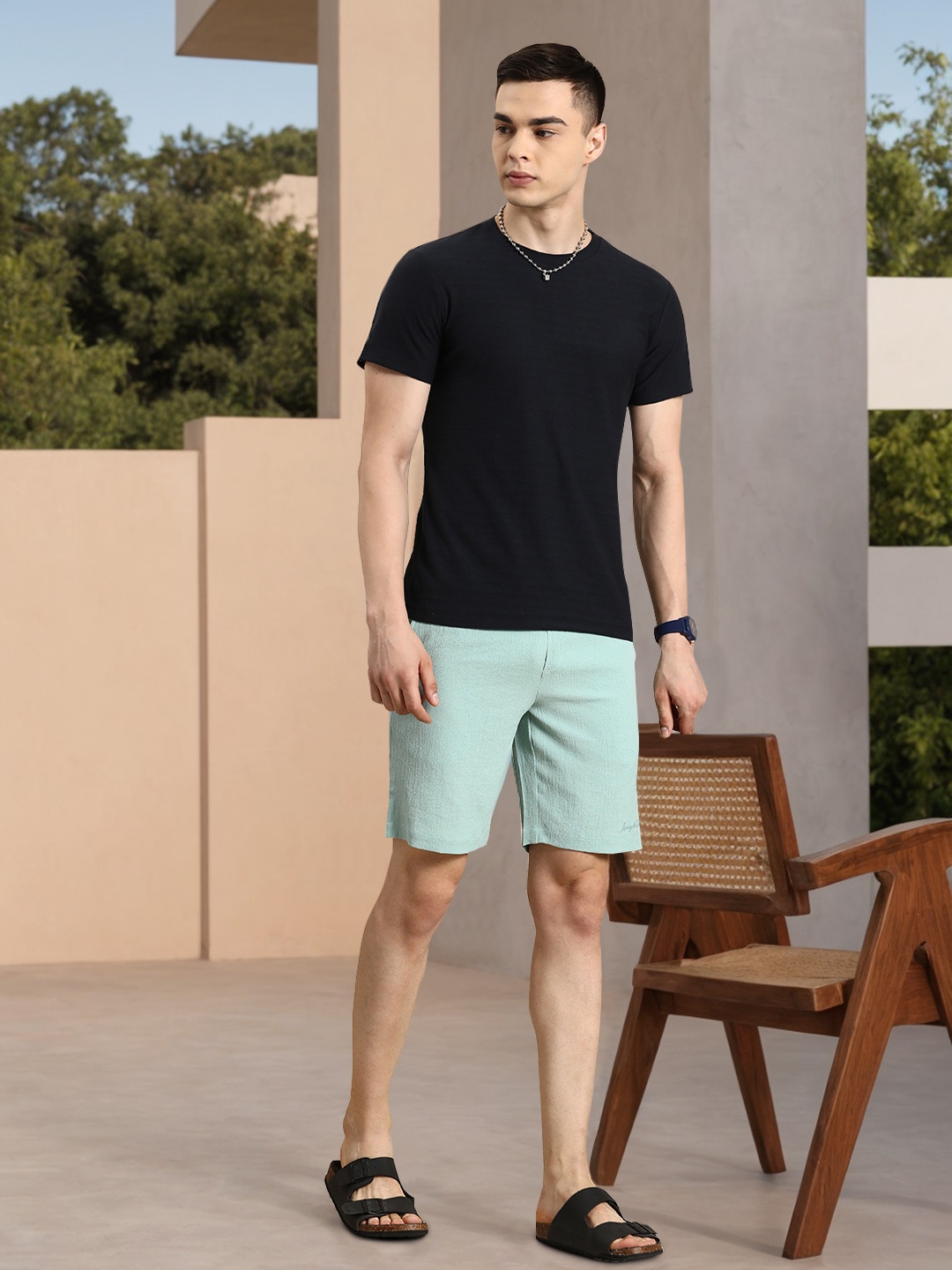 

Mast & Harbour Men Textured Shorts, Green