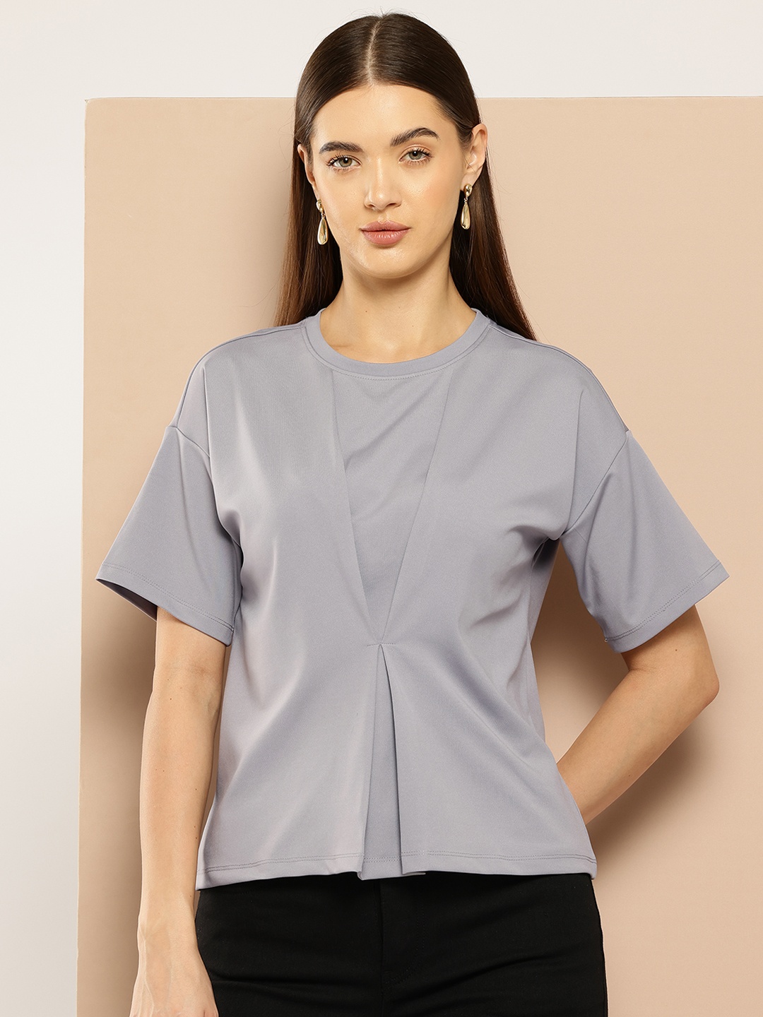 

Chemistry Pleated Front Top, Grey