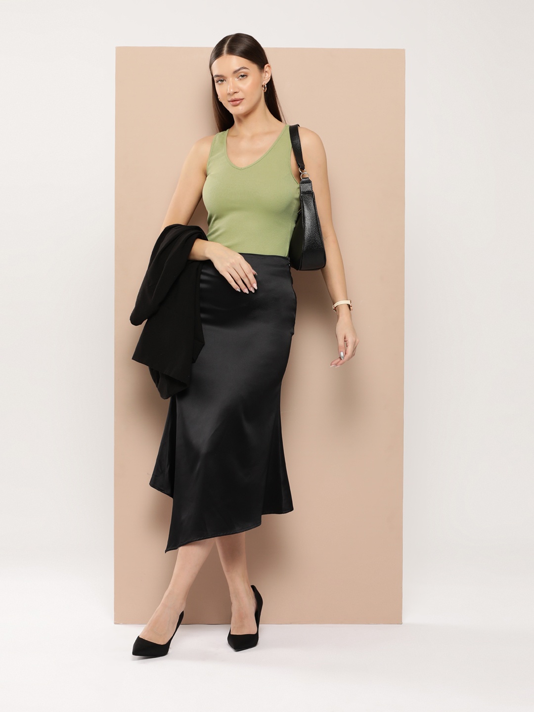 

Chemistry Ribbed Fitted Sleeveless Top, Green