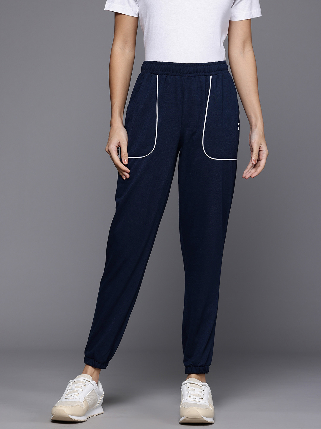 

HRX by Hrithik Roshan Women Lifestyle Track Pants, Navy blue