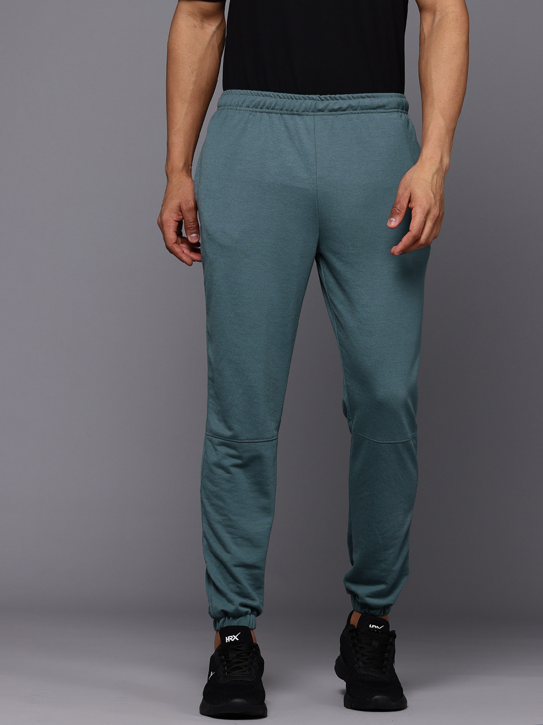 

HRX by Hrithik Roshan Men Regular Fit Joggers, Grey