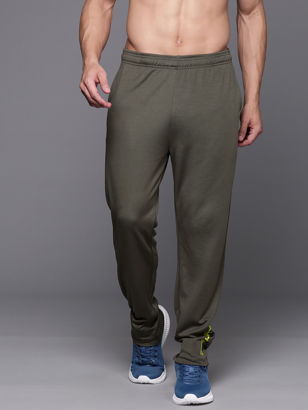 

HRX by Hrithik Roshan Men Rapid Dry Training Joggers, Olive