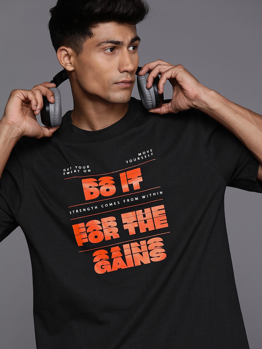 

HRX by Hrithik Roshan Typography Print Training T-shirt, Black