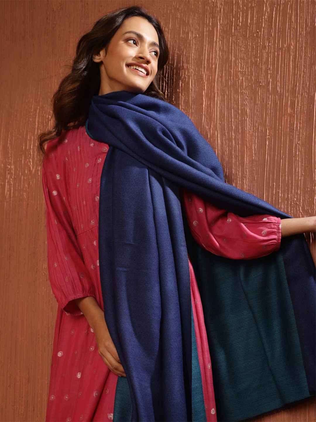 

Fabindia Pure Woolen Shawl, Navy blue