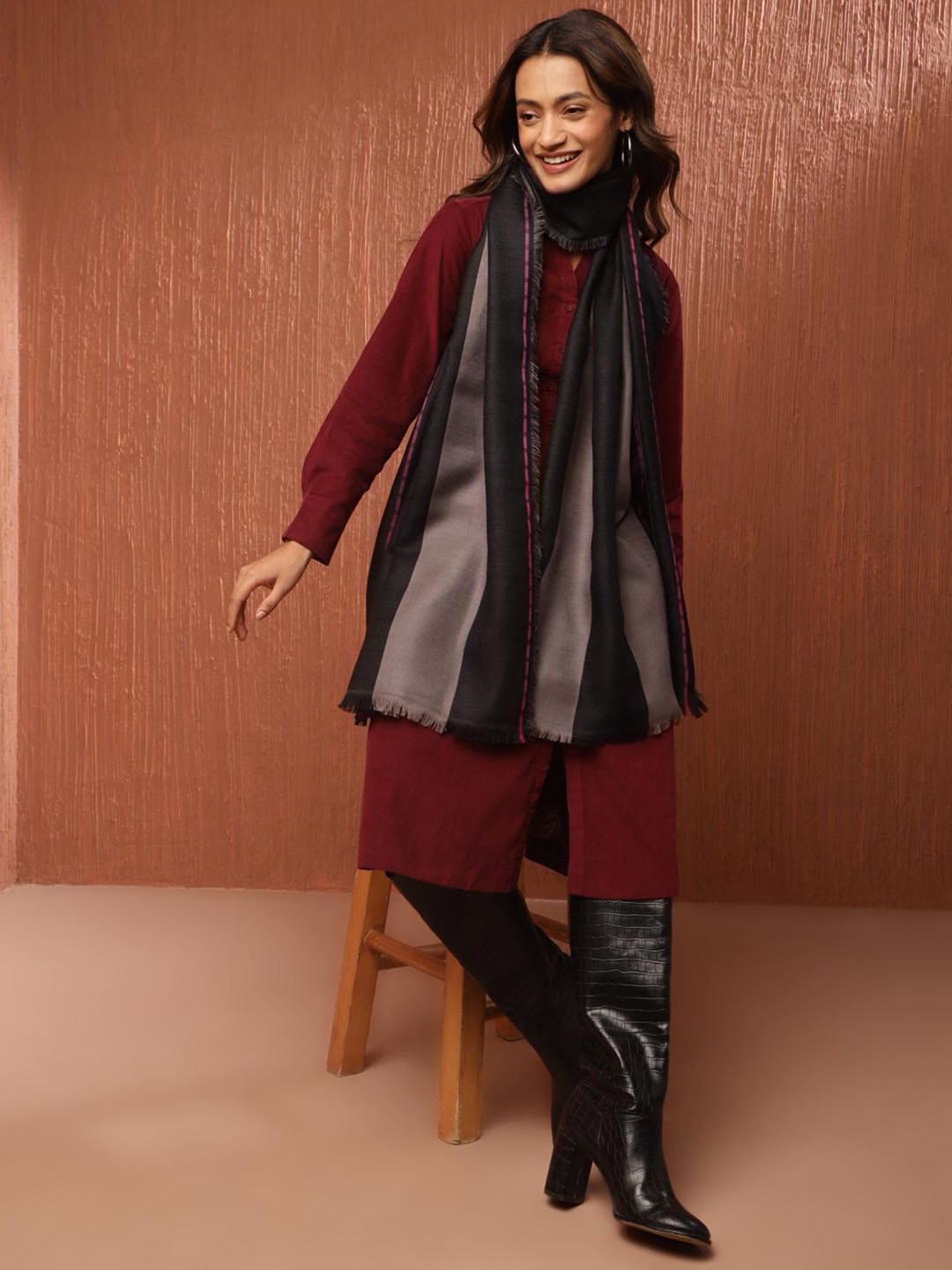 

Fabindia Women Striped Woollen Shawl, Charcoal