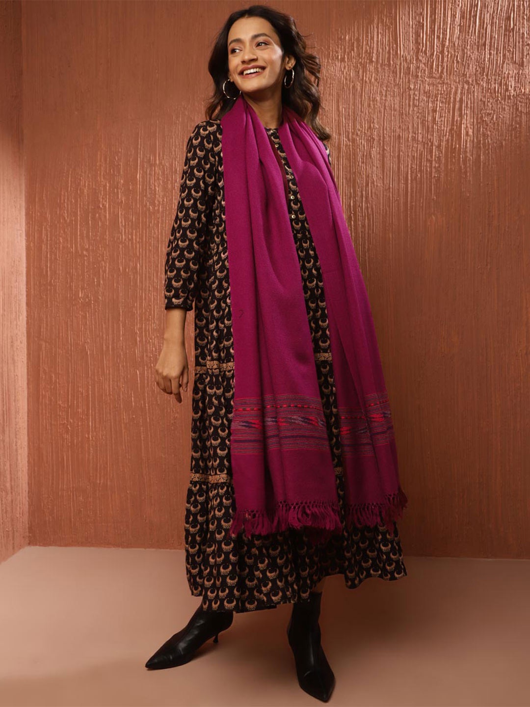 

Fabindia Woven Design Woolen Shawl, Purple