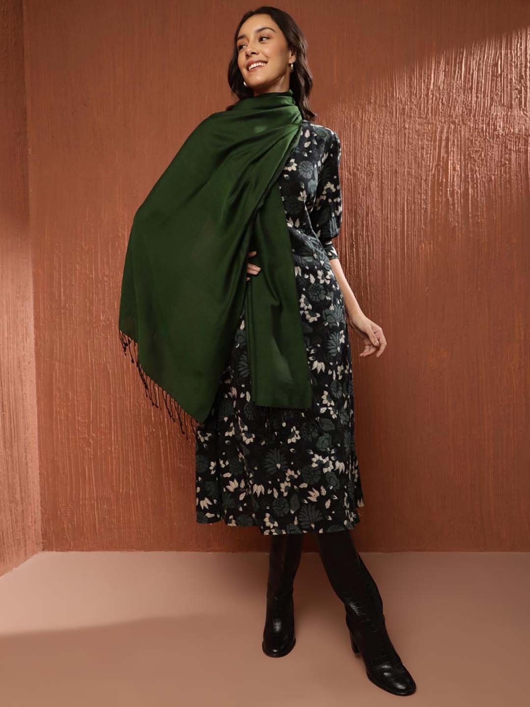 

Fabindia Woven Design Tasselled Stole, Green