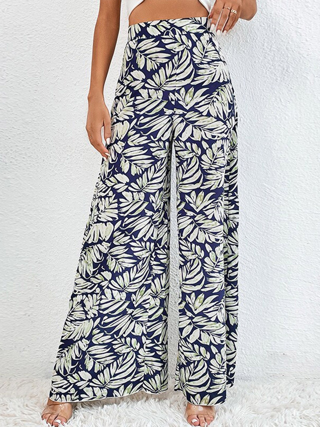 

StyleCast Women Blue Floral Printed Loose Fit High-Rise Easy Wash Parallel Trousers