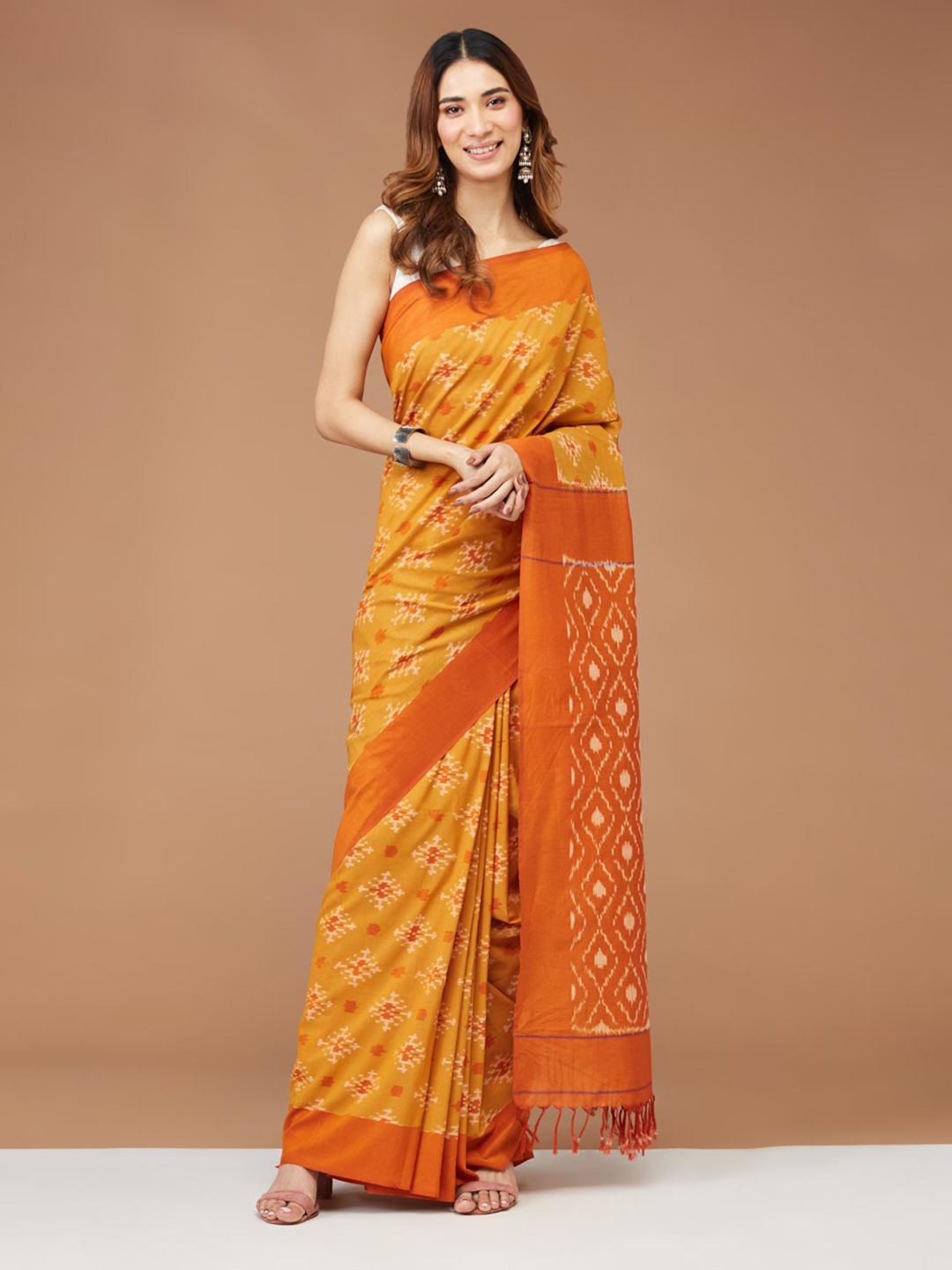 

Fabindia Mustard & Orange Ethnic Woven Design Pure Cotton Saree