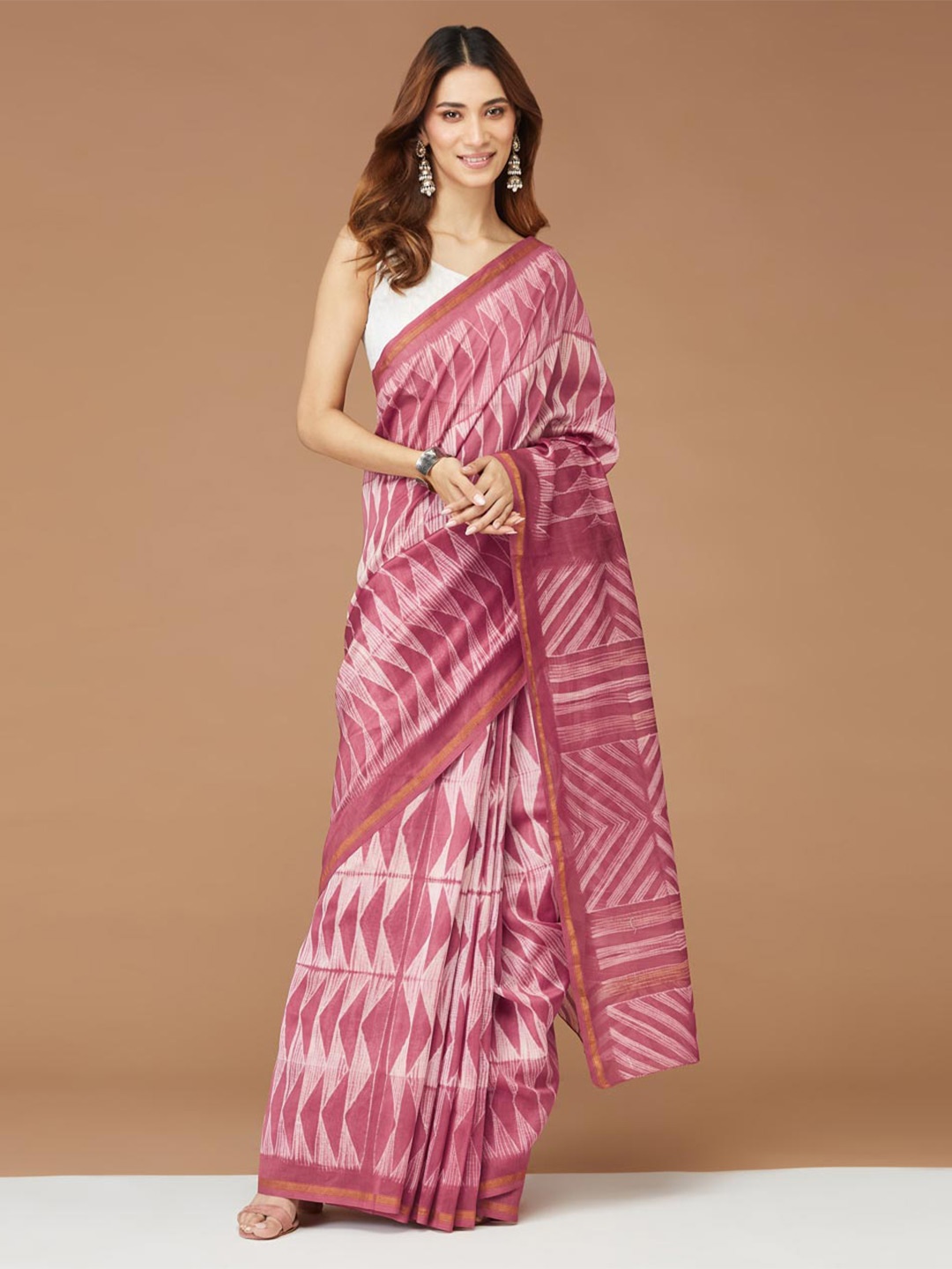 

Fabindia Red Silk Cotton Ethnic Woven Saree