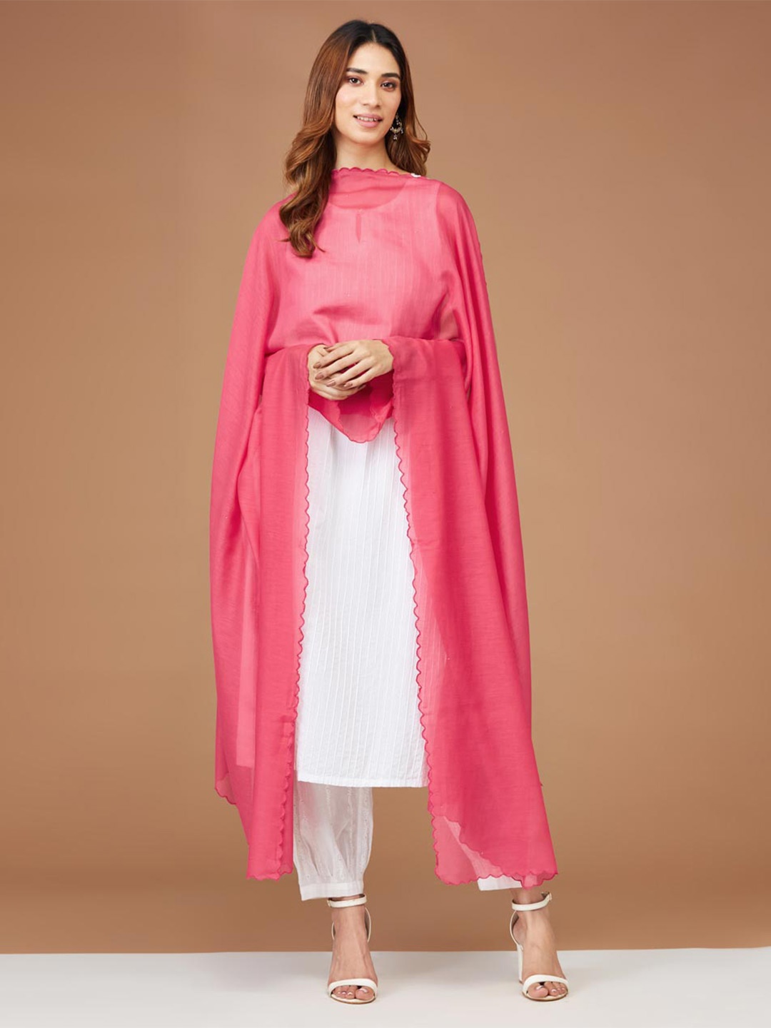 

Fabindia Cotton Silk Dupatta, Magenta