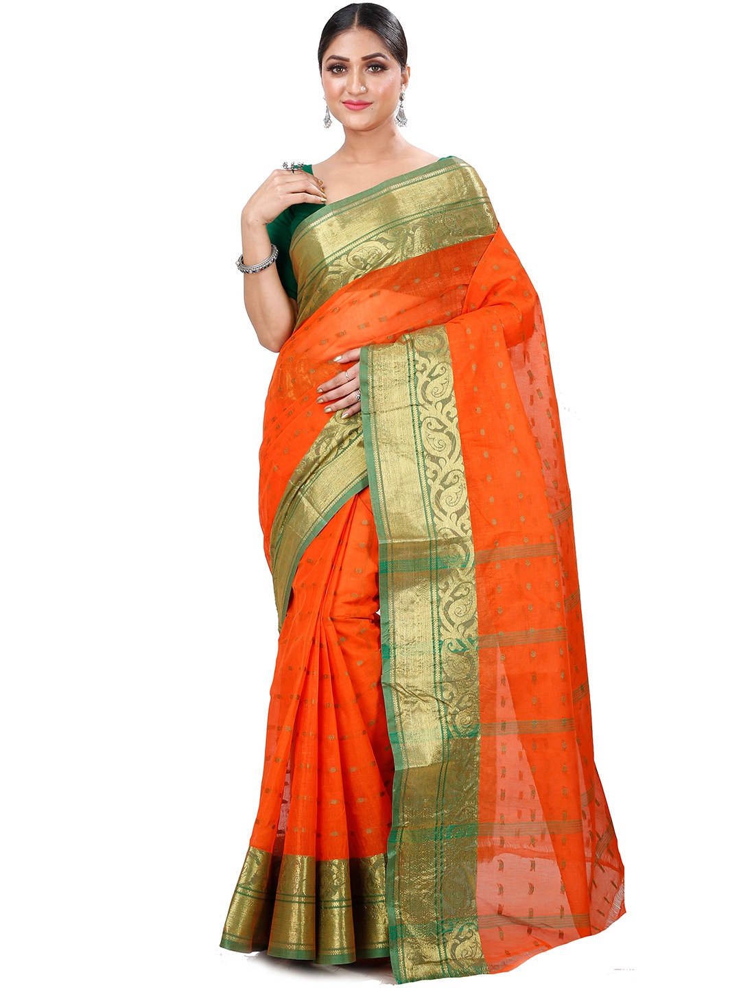 

PuJoy Floral Pure Cotton Sachi Bengali Taant Saree, Orange