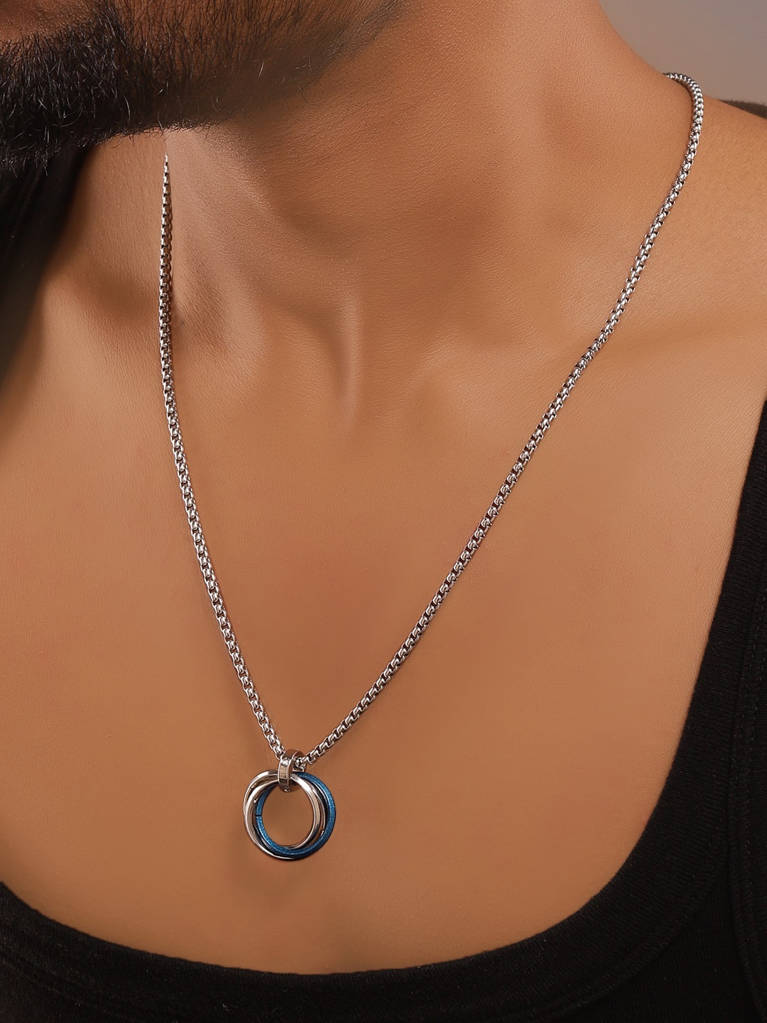

Roadster Silver-Plated Tri Rings Pendant & Chain, Blue
