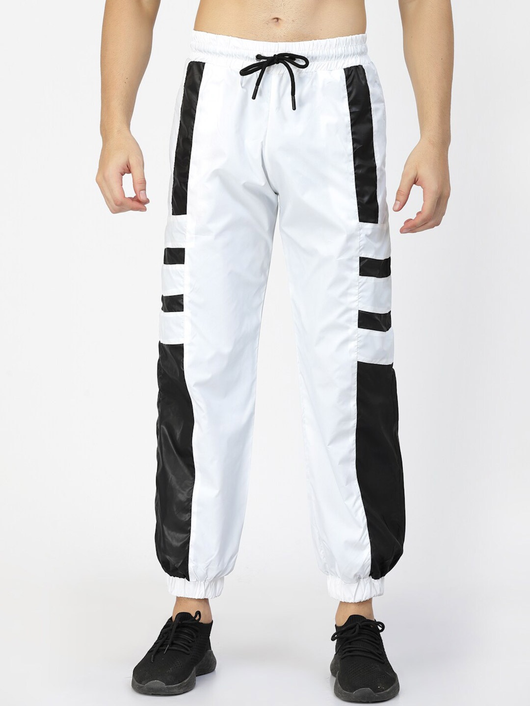 

Aesthetic Bodies Colourblocked High-Rise Joggers Trousers, White