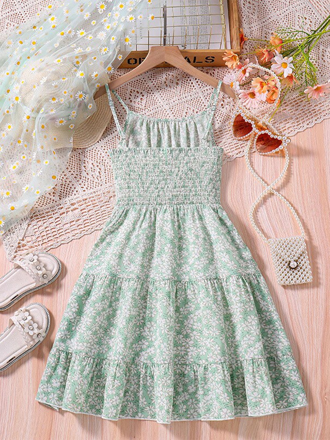 

StyleCast Girls Green Floral Printed Sleeveless Smocked Fit and Flare Mini Dress