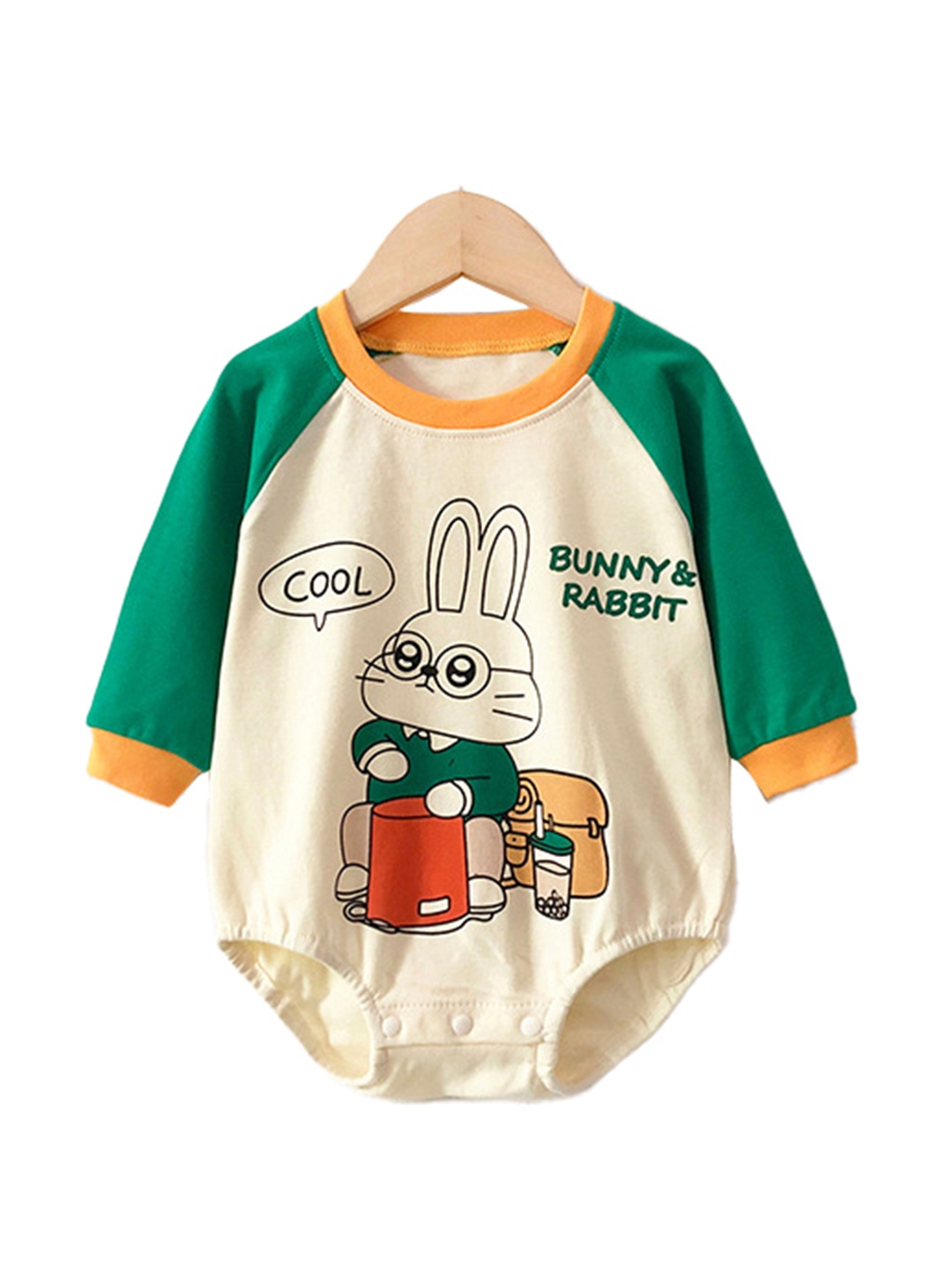 

StyleCast Infants Boys Cream & Green Printed Pure Cotton Bodysuit