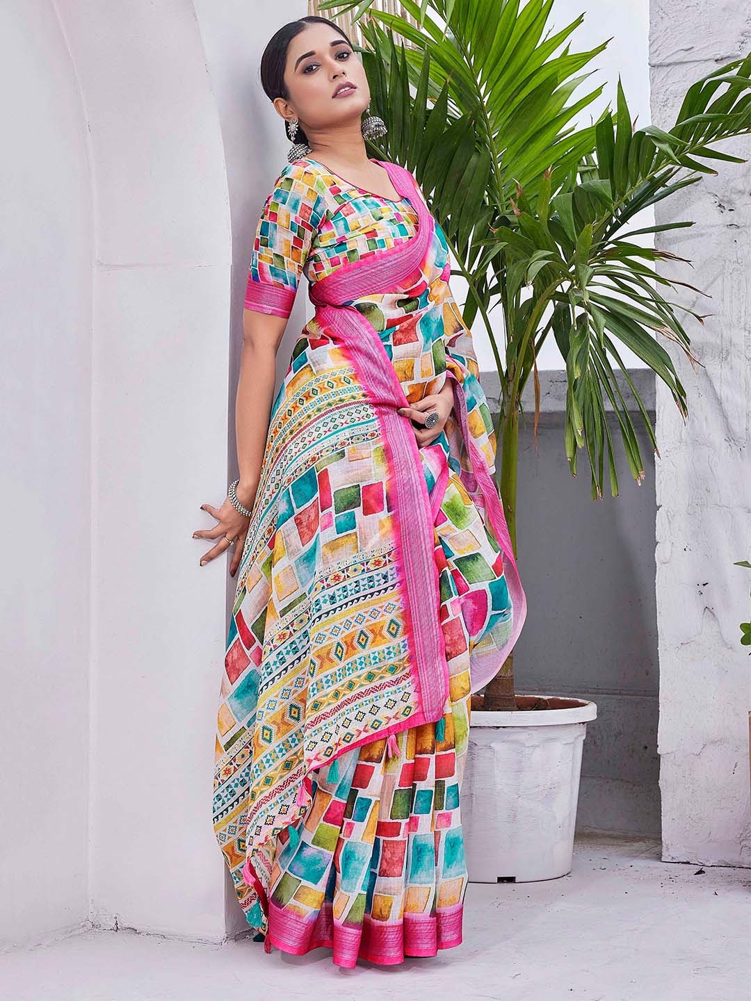 

Ariya Prints Checked Zari Saree, Pink