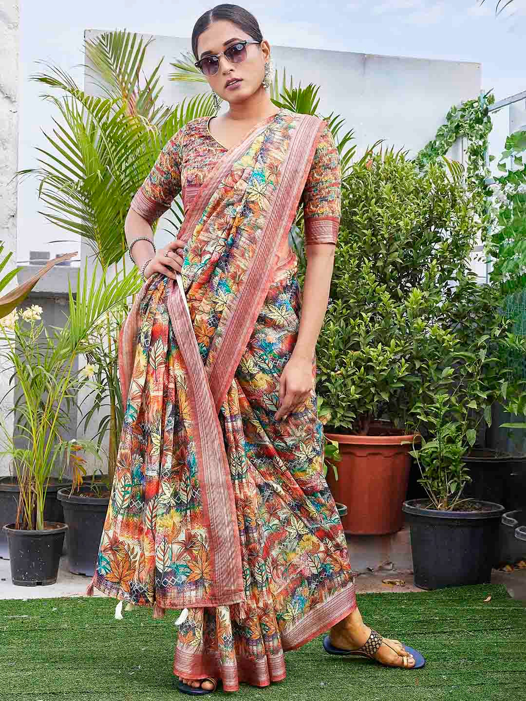 

Ariya Prints Woven Design Ethnic Motifs Zari Saree, Blue