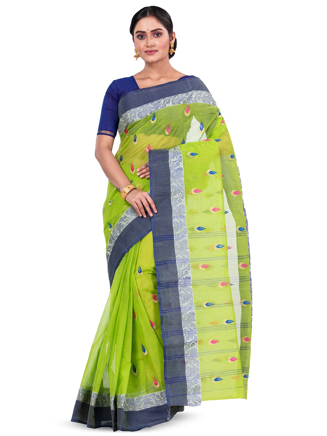 

PuJoy Ethnic Motifs Woven Design Embroidered Pure Cotton Handloom Taant Saree, Green