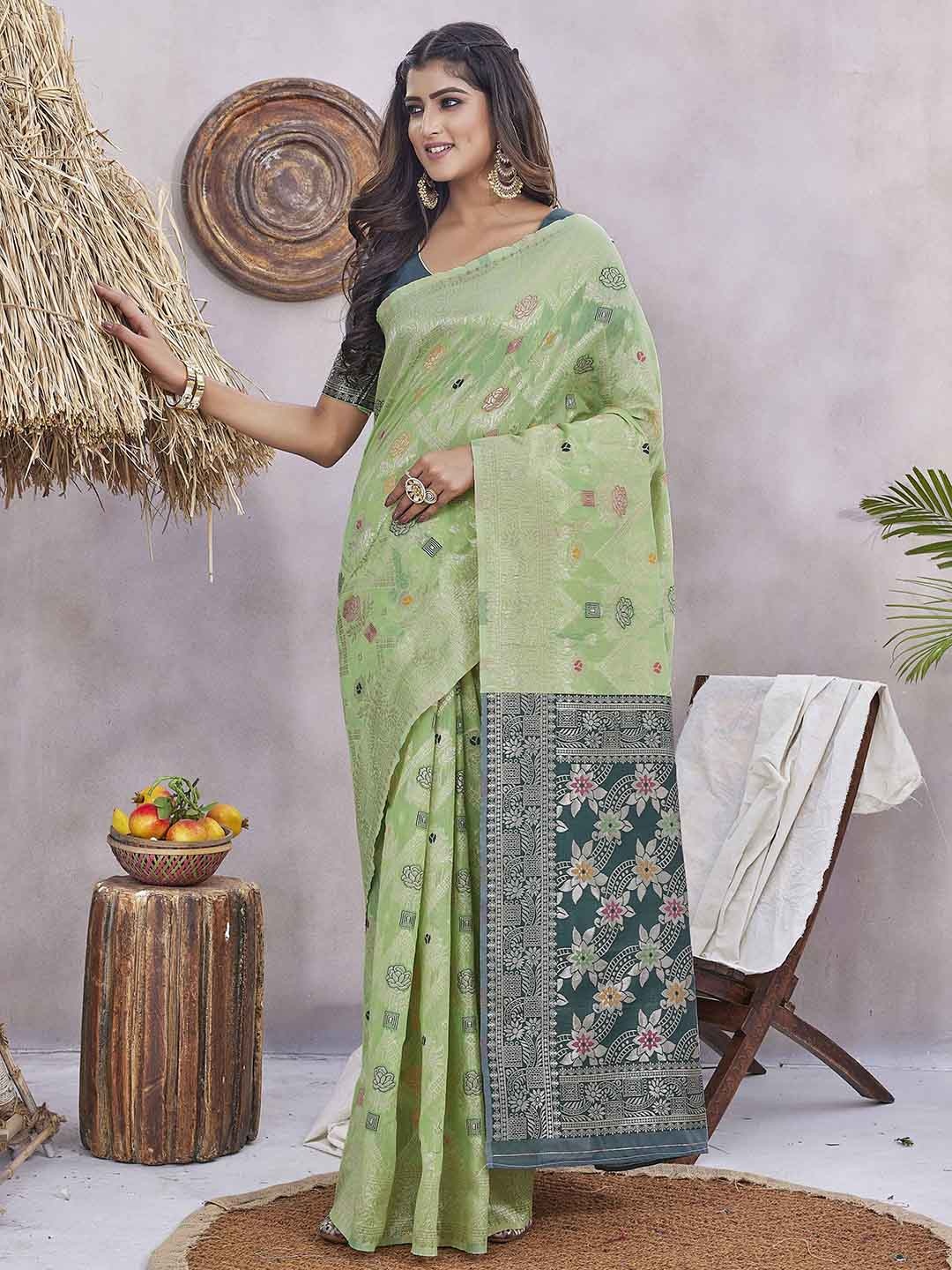 

Ariya Prints Floral Printed Woven Design Zari Banarasi Saree, Green