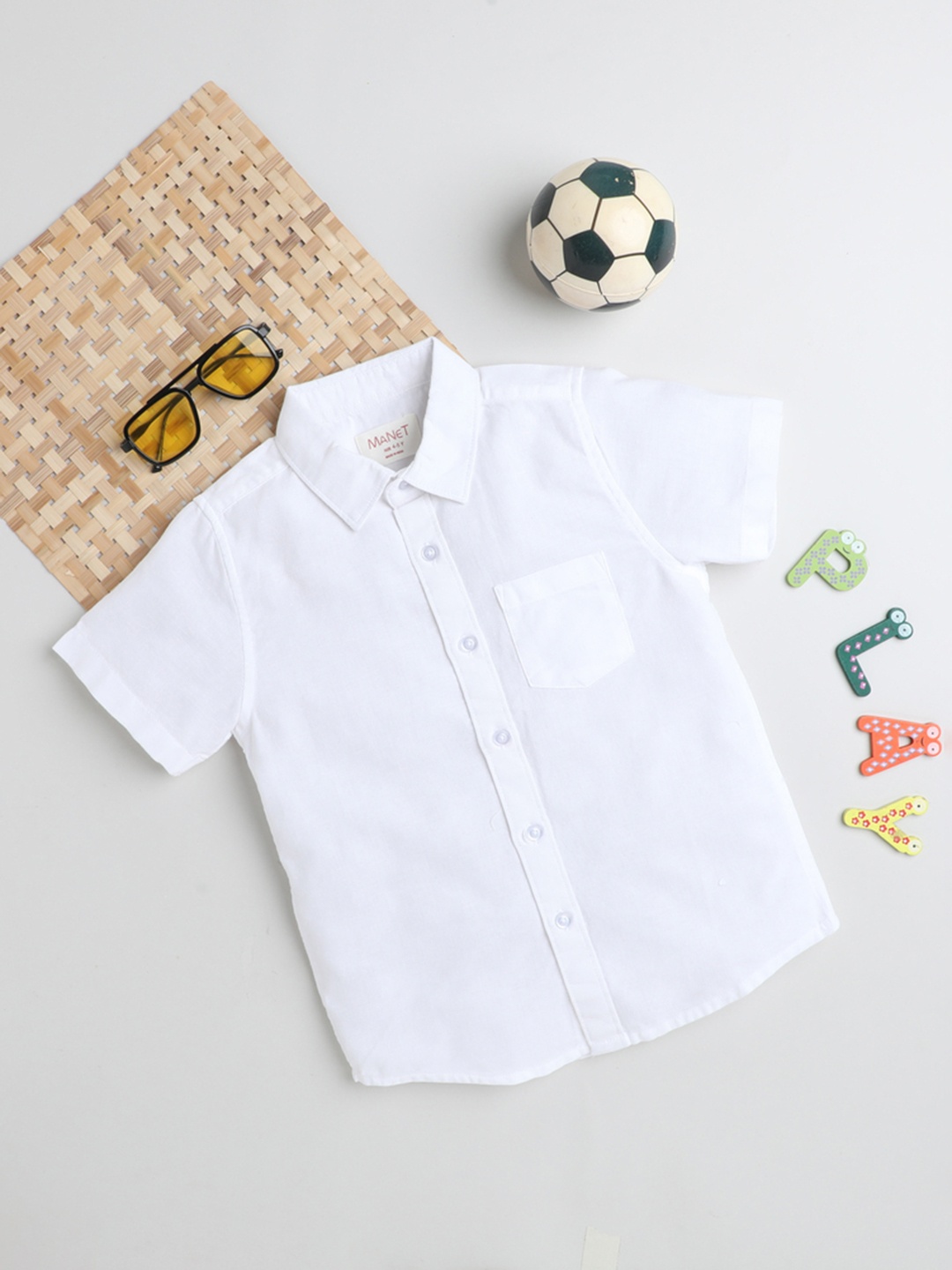 

MANET Boys Spread Collar Short Sleeves Oxford Casual Cotton Shirt, White