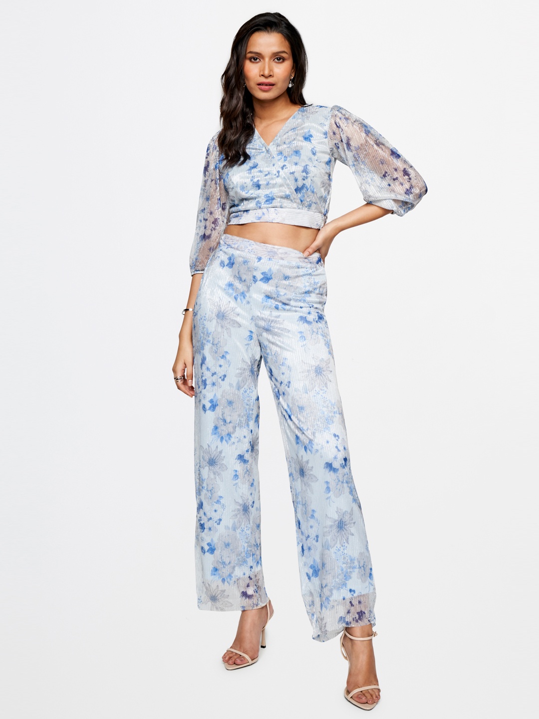 

AND Floral Printed V-Neck Top With Trousers, Blue