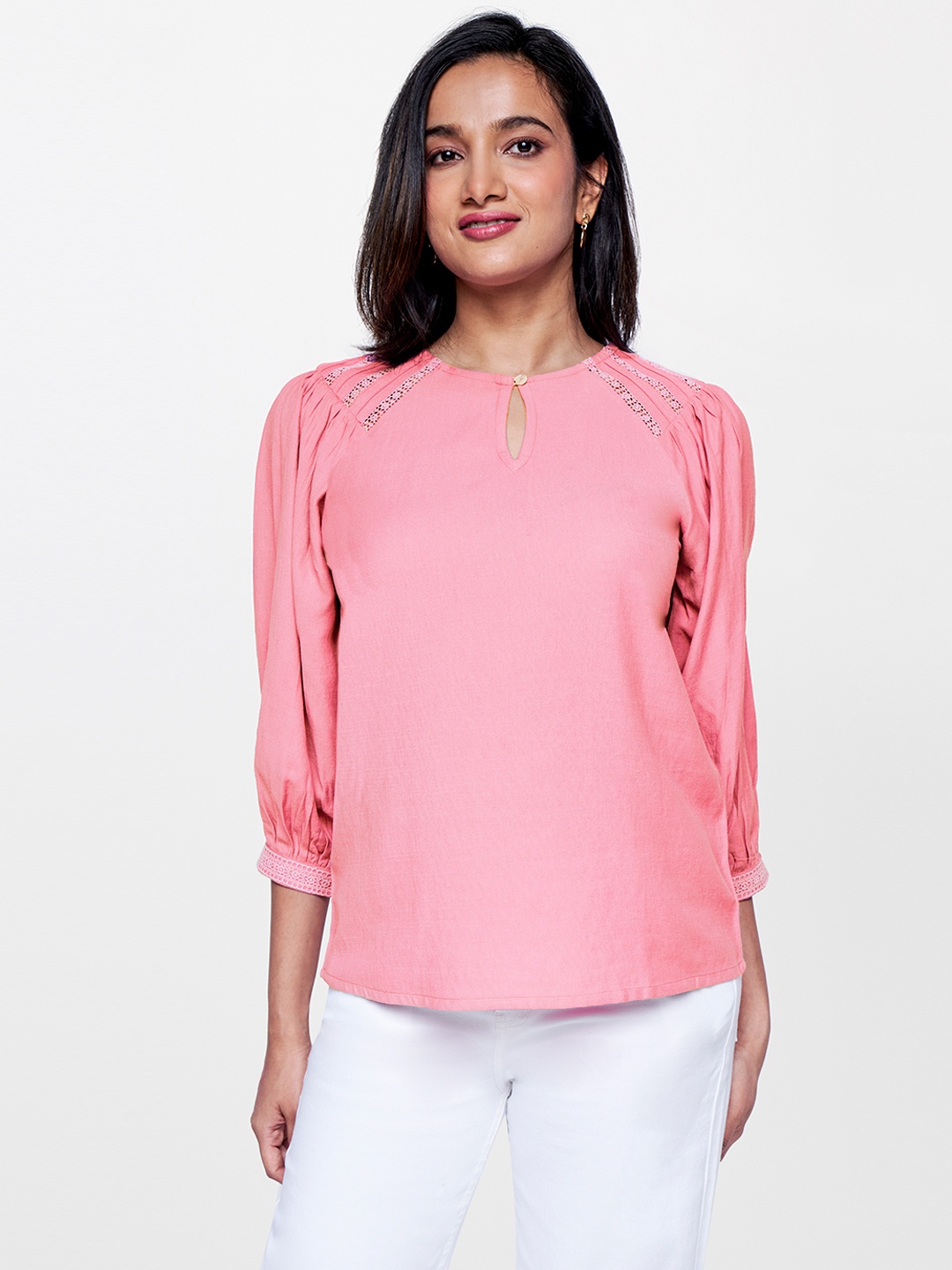 

AND Keyhole Neck Puff Sleeve Top, Pink