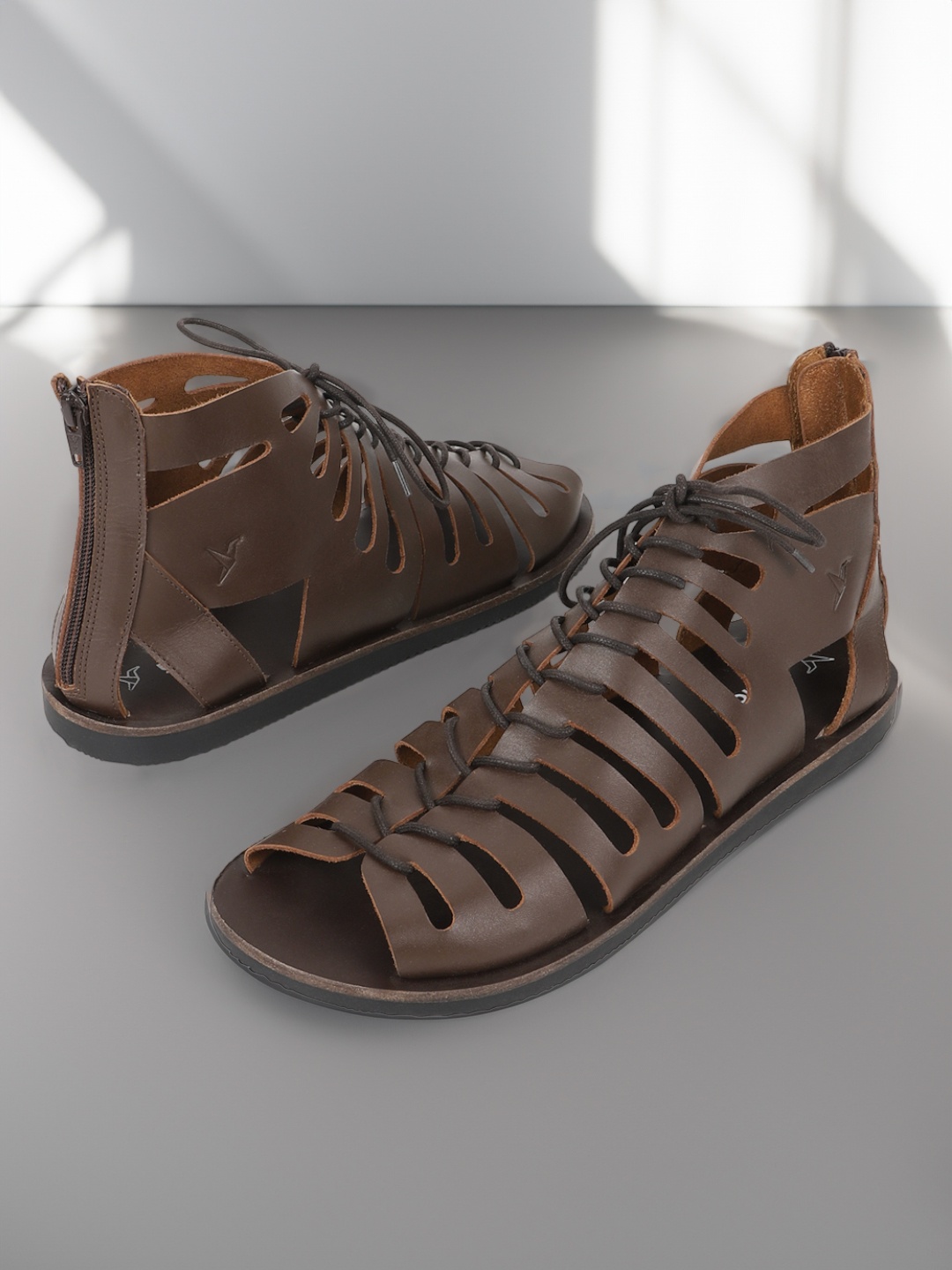 

yoho Leather Gladiators Sandals, Brown
