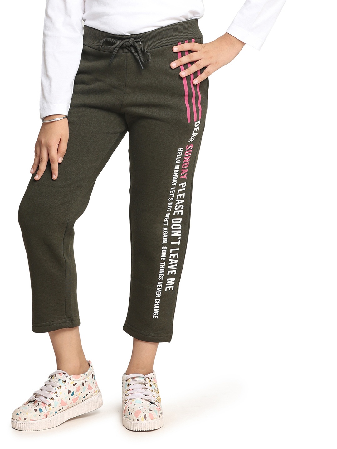 

PAMPOLINA Girls Typography Printed Mid-Rise Fleece Joggers, Olive