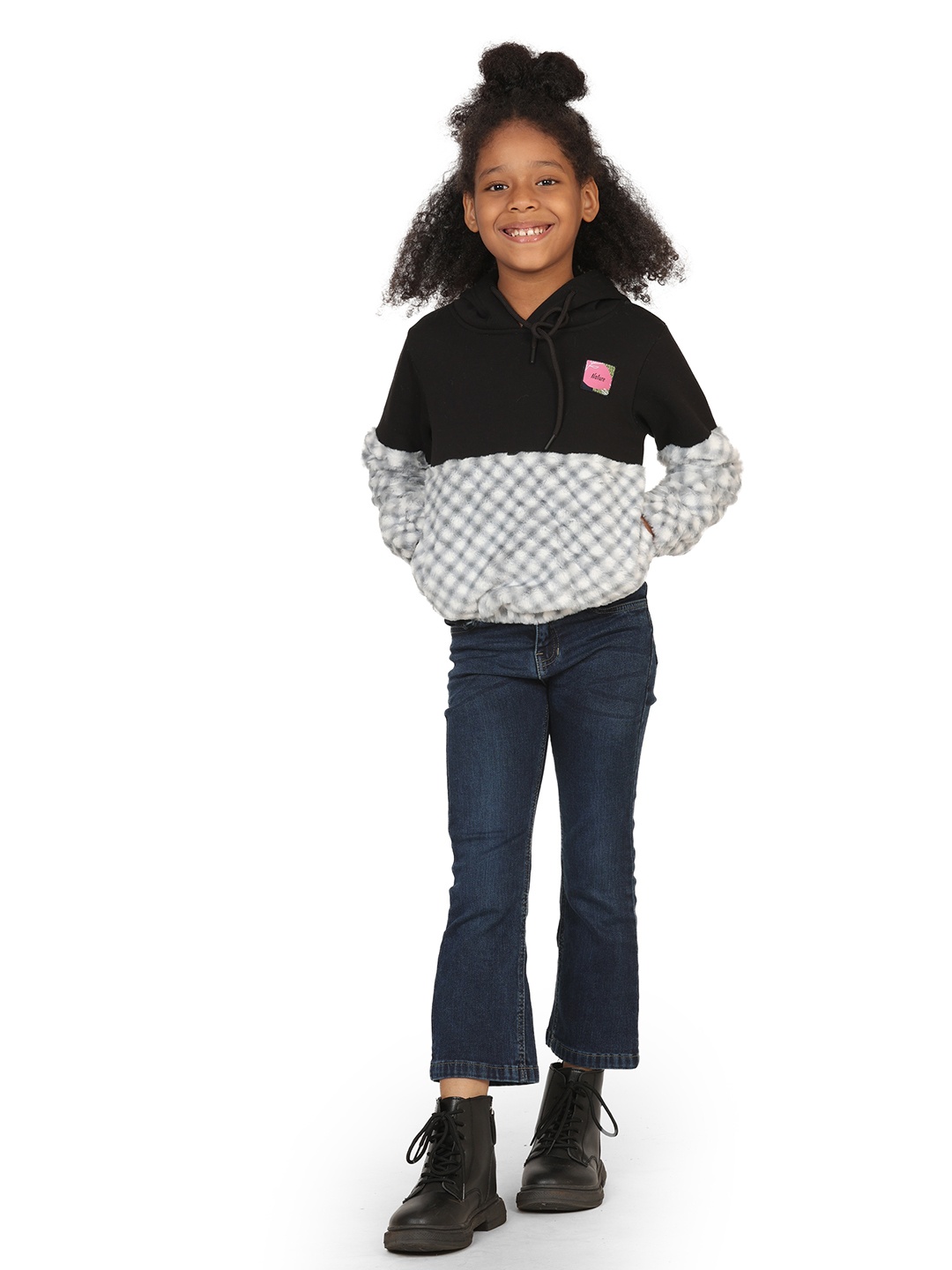 

PAMPOLINA Girls Geometric Colourblocked Sweatshirt With Hoddie, Black