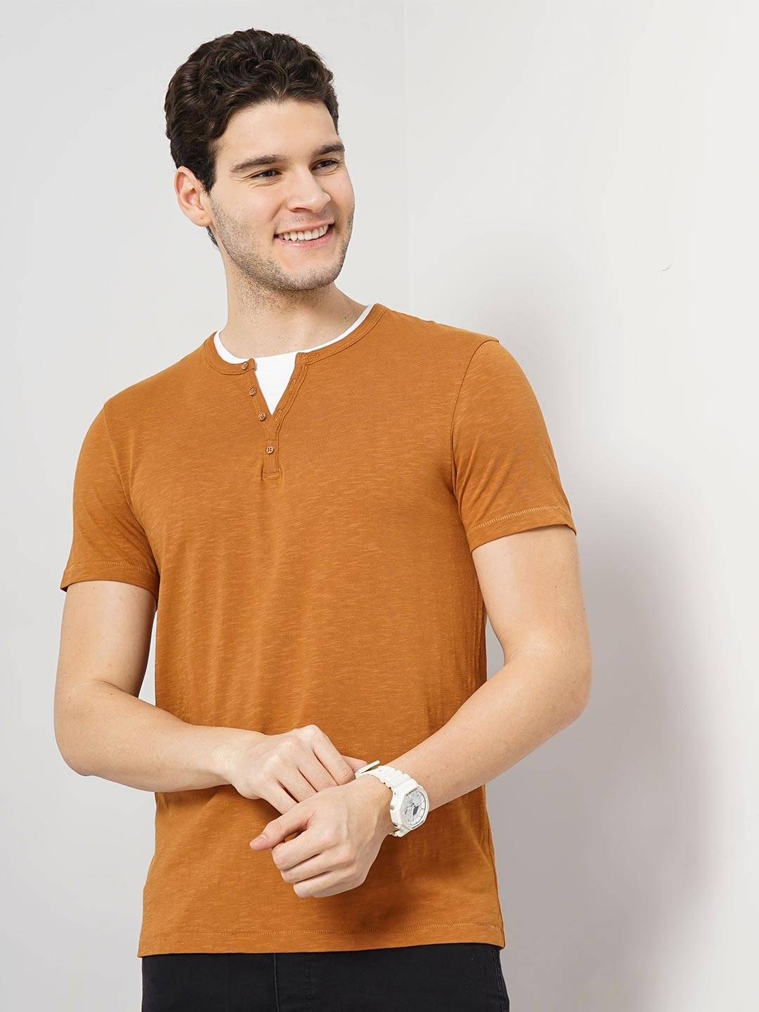 

Celio Henley Neck Short Sleeves Cotton Casual T-shirt, Brown